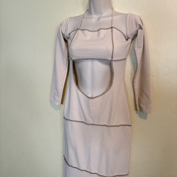 Pretty Little Thing Cut Out Cream Bodycon Dress Size 6 - Picture 2 of 8